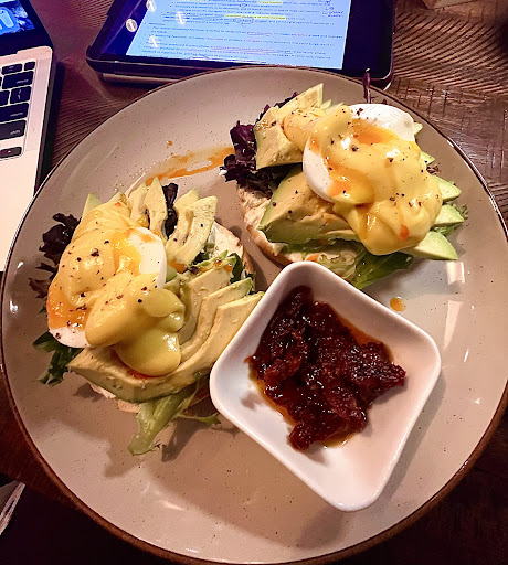Eggs Benedict with avocado